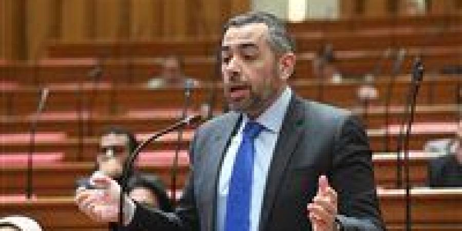 النائب
      محمد
      فؤاد
      لـ"تحيا
      مصر":
      التحول
      إلى
      تعريفة
      موحدة
      للعدادات
      الكودية
      يثير
      تساؤلات
      حول
      العدالة
      الاجتماعية
      وكفاءة
      التسعير