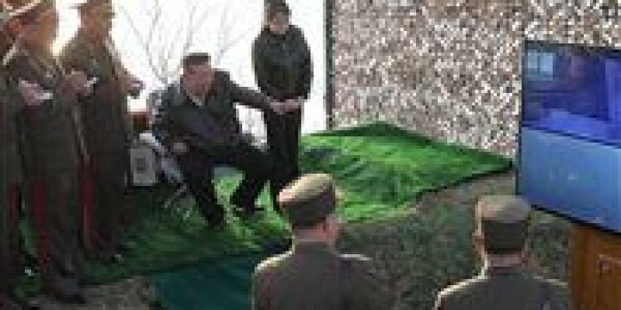 بحضور
      كيم
      جونج
      أون..
      كوريا
      الشمالية
      تجري
      تجارب
      صاروخية
      جديدة