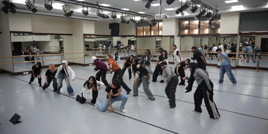 «جسر
      جديد
      للتواصل»..
      المركز
      الثقافي
      الكوري
      يطلق
      أكاديمية
      الكيبوب
      والـ
      «جوجاك»
      في
      أكاديمية
      الفنون