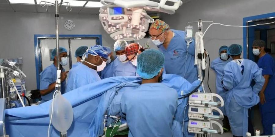 معايير للتدريب الإكلينيكي للأطباء والجراحين في الخارج