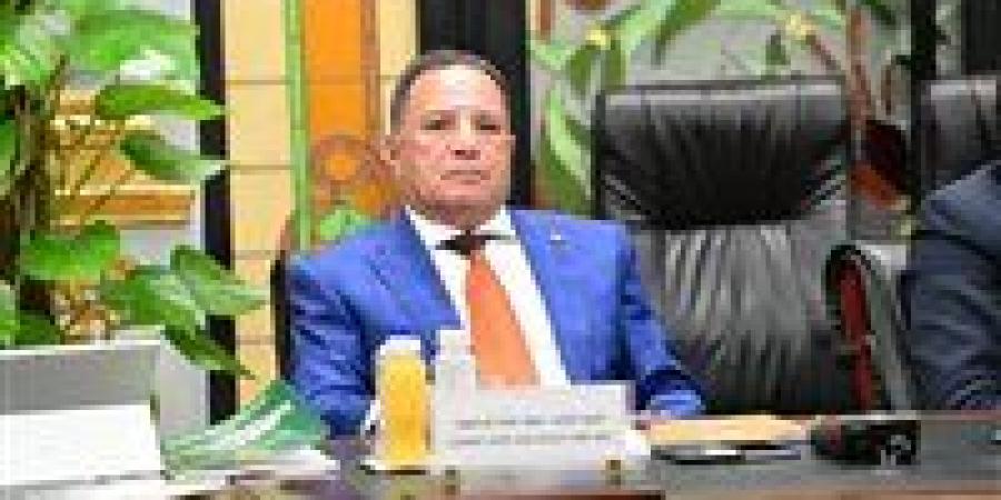 «عربية
      النواب»
      تدين
      المخطط
      الإرهابي..
      وتؤكد:
      أمن
      واستقرار
      الإمارات
      جزء
      لا
      يتجزأ
      من
      منظومة
      الأمن
      القومي
      العربي