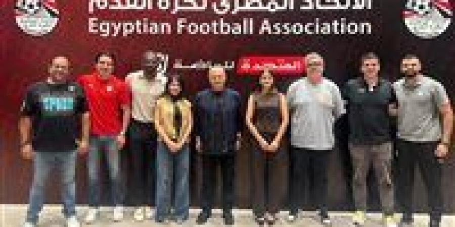 ختام
      ورشة
      تحليل
      الأداء
      الفني
      والبدني..وأبوريدة
      يؤكد
      أهمية
      تطوير
      المدربين