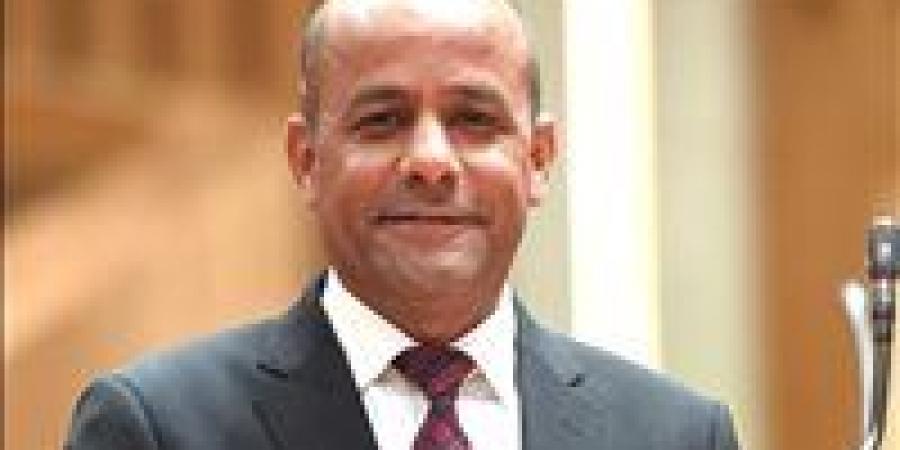 النائب
      ياسر
      قدح
      يطالب
      بتعميم
      منظومة
      الأوقاف
      الرقمية
      على
      الجهاز
      الإداري
      للدولة