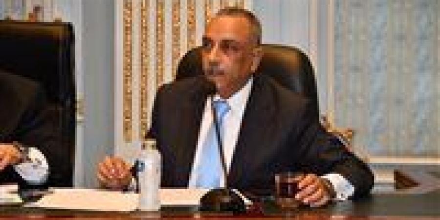 بالتوافق..
      اختيار
      الطماوي
      أمينًا
      للجنة
      التشريعية
      بالمجلس
      القومي
      لحقوق
      الإنسان