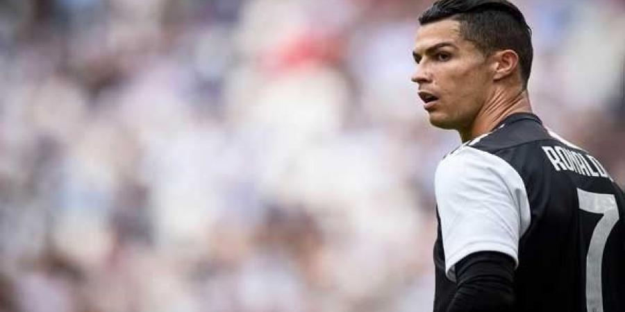 أنجح
      صفقات
      كرة
      القدم
      عبر
      التاريخ
      ورونالدو
      يتصدر
      القائمة