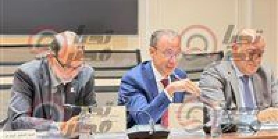 صحة
      النواب
      تناقش
      اليوم
      طلبات
      إحاطة
      بشأن
      تأخر
      إصدار
      تكليف
      خريجي
      كليات
      المهن
      الطبية
      الصحية