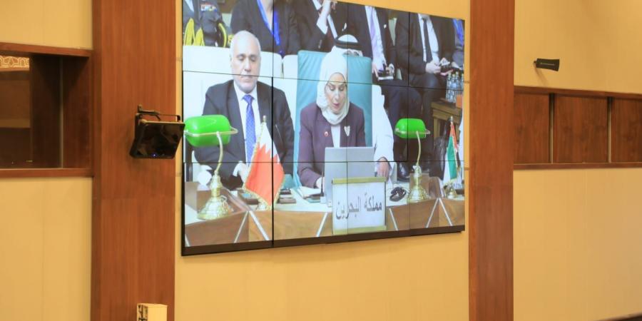 مندوبة
      البحرين
      بالجامعة
      العربية:
      فلسطين
      هي
      قضية
      العرب
      الأولى
      ونتمسك
      بحل
      الدولتين