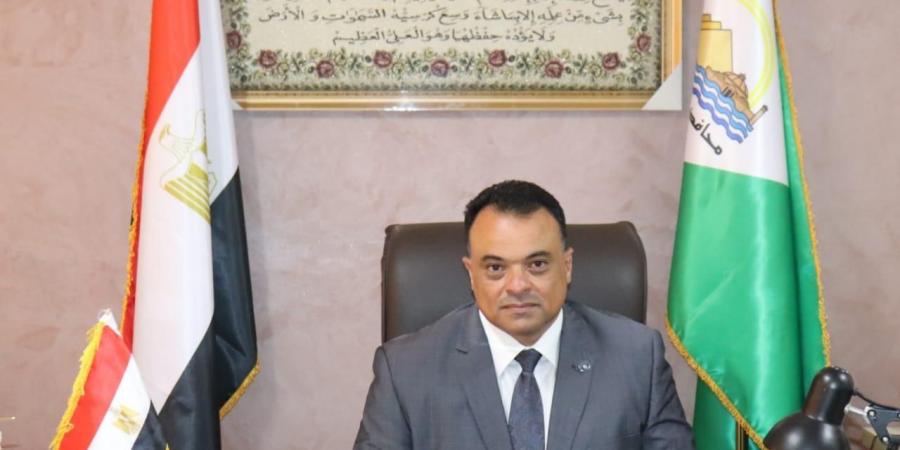 وزارة
      الشباب
      والرياضة
      تعيد
      هيكلة
      قطاع
      الشباب
      وتعيين
      عبد
      الرحمن
      شلش
      رئيسًا