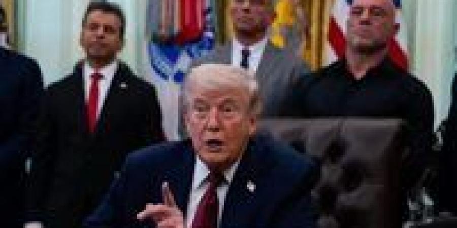 ترامب:
      الخيار
      العسكري
      قائم
      ضد
      طهران
      والقدرات
      التقليدية
      تكفينا
      دون
      النووي