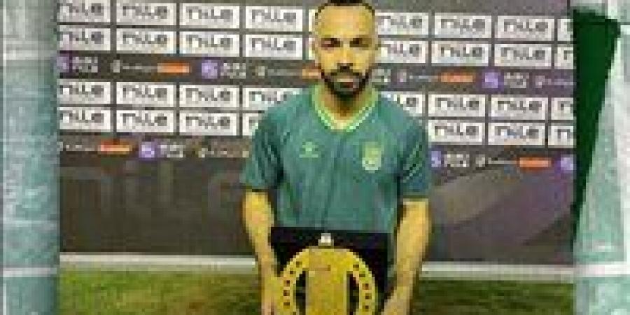 أفشة
      يفوز
      بجائزة
      أفضل
      لاعب
      في
      مباراة
      الاتحاد
      السكندري
      والمقاولون
      العرب
      بالدوري
      الممتاز