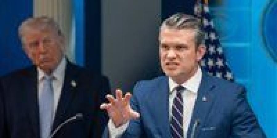 ترامب
      يقلب
      طاولة
      البنتاجون..
      القصة
      الكاملة
      لإبادة
      «الحرس
      القديم»
      في
      واشنطن