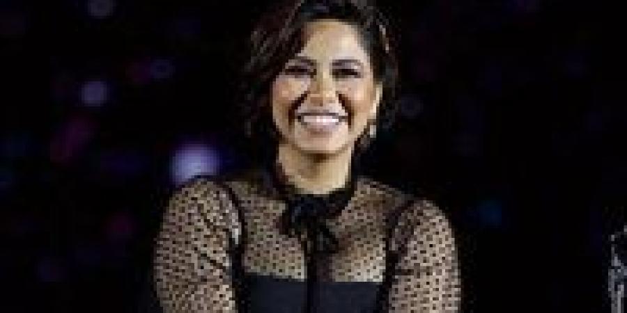 شيرين
      عبد
      الوهاب
      عن
      عودتها:
      طلعت
      من
      الموت
      قولتلهم
      أنا
      موجودة
      وهعيش..
      أنا
      عنيدة
      ومفيش
      حاجة
      تعيبني