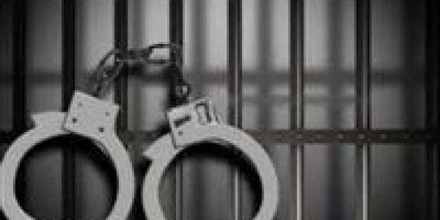 بندقية
      هواء
      وسلاح
      أبيض..
      واقعة
      صيد
      تتحول
      إلى
      اعتداء
      في
      الإسكندرية