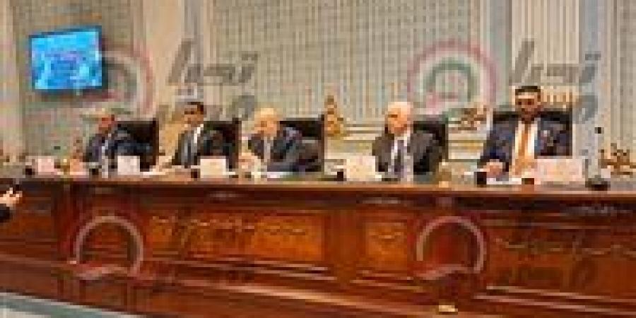 النائب
      أحمد
      دياب:
      حوار
      مجتمعي
      ودراسة
      تشريعية
      لإنشاء
      صندوق
      دعم
      قدامى
      اللاعبين