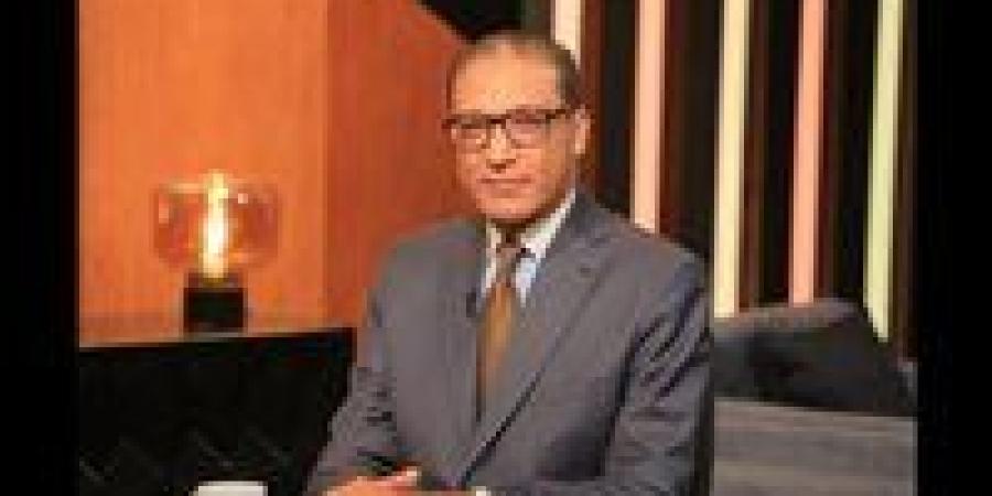 إسلام
      عفيفي:
      الطائرات
      المسيرة
      قلبت
      موازين
      الحروب
      وأصبحت
      "سلاح
      الفقراء"