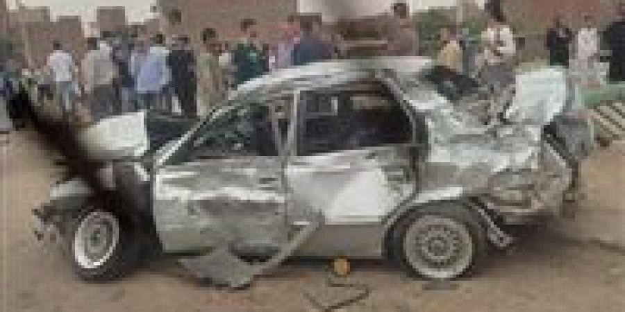 مصرع
      3
      أشخاص
      وإصابة
      10
      أخرين
      في
      حادث
      على
      دائري
      الوراق
      بالجيزة