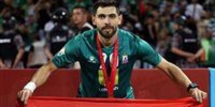 الوحدات
      الأردني
      يعلن
      التعاقد
      رسميًا
      مع
      المدافع
      السوري
      خالد
      كردغلي