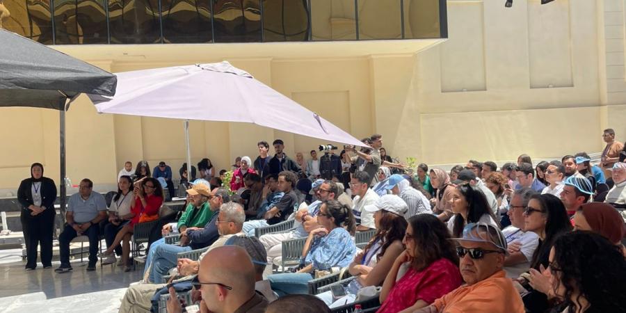 محمد
      ممدوح:
      فيلم
      مشاكل
      داخلية
      32B
      يناقش
      حرج
      البلوغ
      وصعوبة
      التواصل
      بين
      الأب
      وابنته