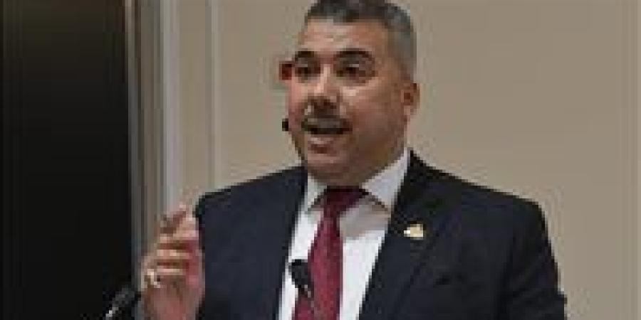 النائب
      عبد
      اللطيف
      أبو
      الشيخ
      يحصل
      على
      موافقة
      لتوفير
      20
      محولات
      وتجديد
      ٥٠٠٠
      عمود
      بمركز
      السلام
      بسوهاج