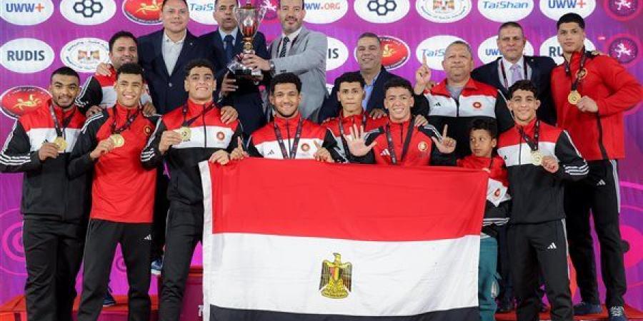 منتخب
      المصارعة
      الرومانية
      تحت
      20
      سنة
      يتوج
      بكأس
      البطولة
      الأفريقية
      بعد
      حصد
      8
      ميداليات