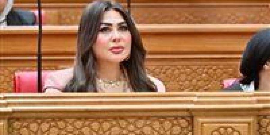 النائبة
      ولاء
      الصبان:
      قانون
      الأسرة
      خطوة
      جادة
      لتقليل
      النزاعات
      ودعم
      الحلول
      الودية