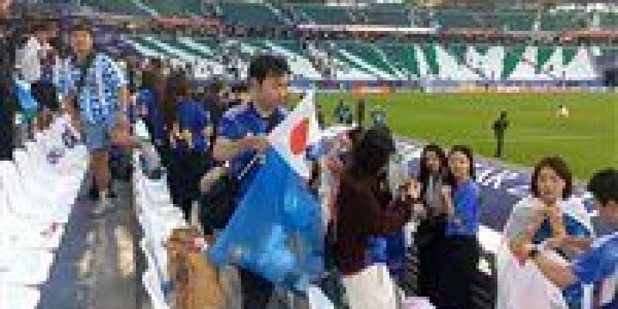 سر
      تنظيف
      جماهير
      اليابان
      للمدرجات
      بعد
      المباريات..
      عادة
      تربوية
      وثقافة
      لا
      تزعج
      الآخرين