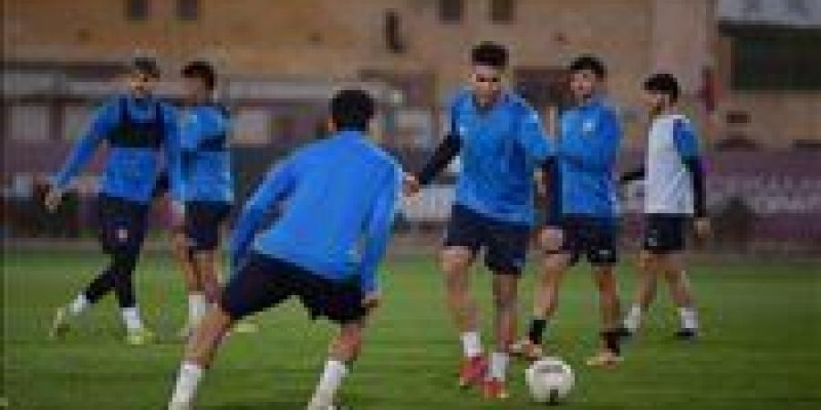 محمد
      عبدالله
      وفخري
      لاكاي
      يقودام
      هجوم
      سيراميكا
      كيلوباترا
      أمام
      المصري
      في
      الدوري
      الممتاز