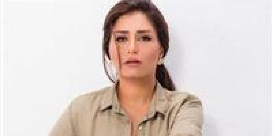 "أكياس
      القمامة
      تكشف
      السر"..
      خادمة
      تختفي
      بمقتنيات
      من
      منزل
      منة
      فضالي