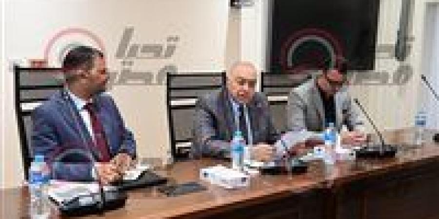 انطلاق
      اجتماع
      نقل
      النواب
      لمناقشة
      طلبات
      إحاطة
      بشأن
      تطوير
      طرق
      الدقهلية
      واستكمال
      مشروعات
      الازدواج
      المتوقفة