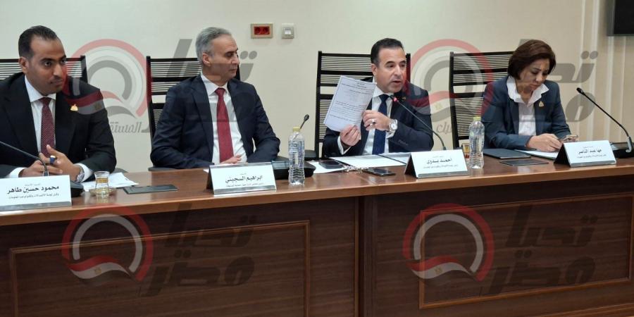 لجنة الاتصالات تواجه الجهاز القومي بشأن أزمة خطوط المحمول غير المسجلة