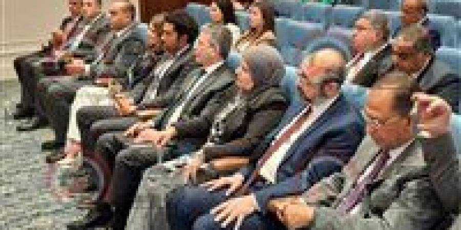 رئيس
      جهاز
      حماية
      المستهلك
      من
      البرلمان:
      مصر
      بها
      الان
      10
      مصانع
      للهواتف
      المحمولة
      بباقة
      إنتاجية
      من
      20
      إلى
      25
      مليون
      هاتف