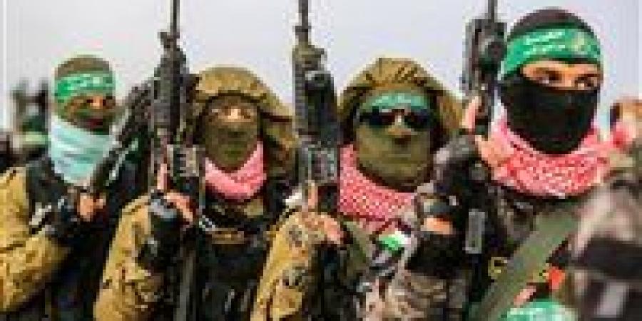 يديعوت
      أحرونوت:
      مفاوضات
      حماس
      ومجلس
      السلام
      وصلت
      إلى
      طريق
      مسدود
      بسبب
      ملف
      السلاح