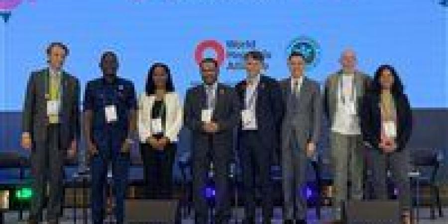 وزير
      الصحة
      عن
      تقرير
      منظمة
      الصحة
      العالمية
      2026:
      يرسخ
      ريادة
      مصر
      عالميًا
      في
      القضاء
      على
      التهاب
      الكبد
      C
