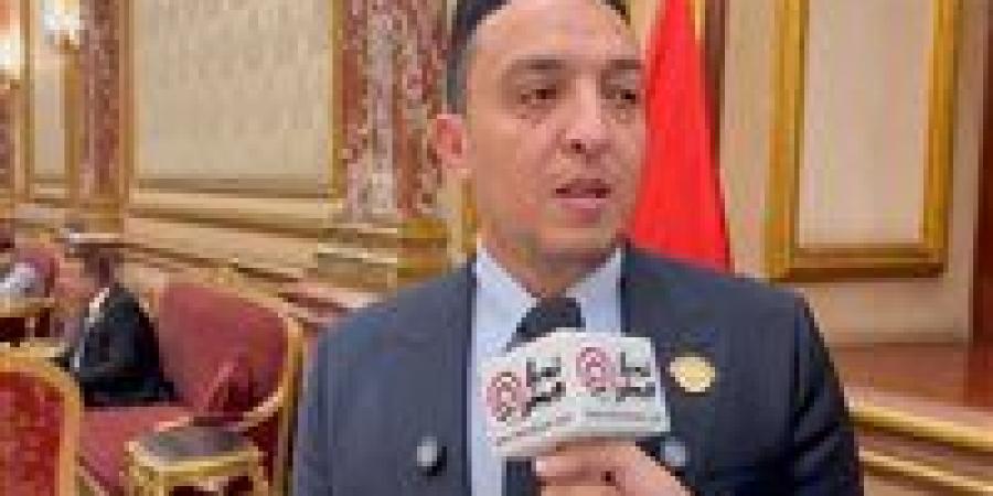 أبو
      زهرة:
      "مصر
      والإمارات
      قلب
      واحد"..
      وزيارة
      الرئيس
      السيسي
      في
      توقيت
      استثنائي