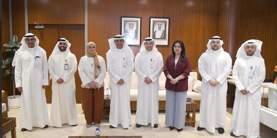 «التطبيقي» تكرّم فريق الاعتماد الأكاديمي بكلية التمريض