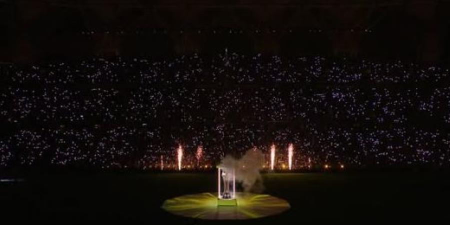 الخلود
      ضد
      الهلال..
      انطلاق
      مباراة
      الهلال
      والخلود
      في
      نهائي
      كأس
      خادم
      الحرمين
      الشريفين