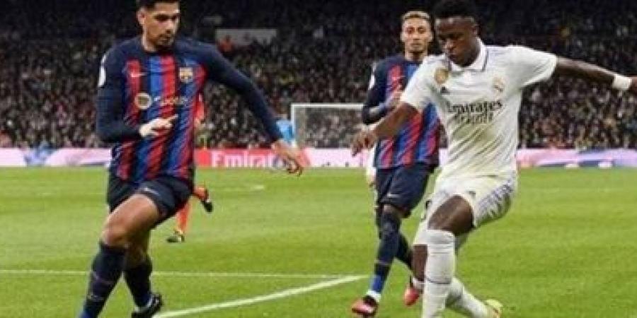 ريال
      مدريد..
      تشكيل
      ريال
      مدريد
      الرسمي
      ضد
      برشلونة
      في
      الدوري
      الإسباني