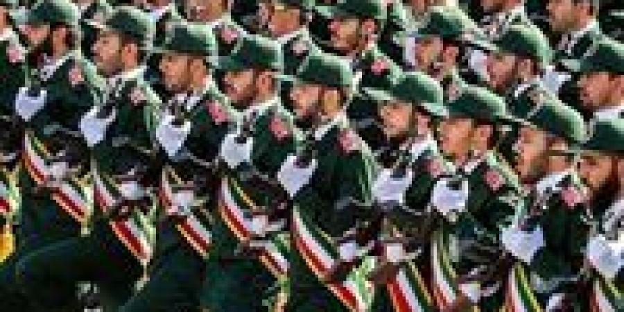 الحرس
      الثوري
      الإيراني
      يوجه
      تحذيرًا
      شديدًا
      للجيش
      الأمريكي:
      صواريخنا
      جاهزة
      للإطلاق