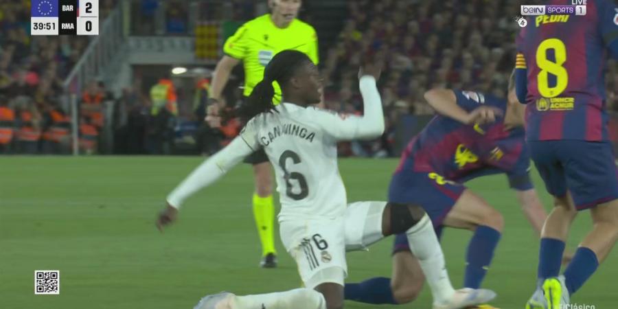 ريال
      مدريد..
      ملخص
      اهداف
      ونتيجة
      مباراة
      ريال
      مدريد
      ضد
      برشلونة
      في
      الدوري
      الإسباني
      بعد
      مرور
      45
      دقيقة