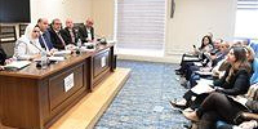 وزير
      العمل
      أمام
      لجنة
      القوى
      العاملة
      بالنواب:
      الوزارة
      تعتبر
      المجلس
      شريكًا
      أساسيًا
      في
      تطوير
      بيئة
      العمل