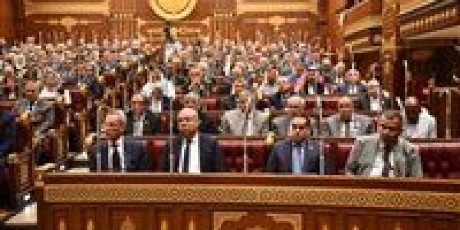 النائب
      أحمد
      العادلي:
      تطوير
      مصر
      للطيران
      والمطارات
      خطوة
      استراتيجية
      لتعزيز
      مكانة
      مصر
      وتنافسية
      النقل
      الجوي
      الدولي