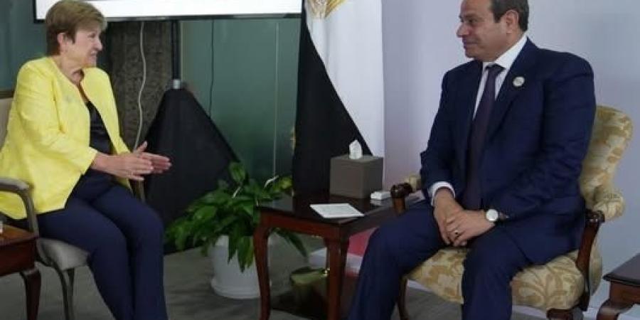 السيسي
      يؤكد
      التزام
      مصر
      بمواصلة
      الإصلاح
      الاقتصادي
      رغم
      التحديات
      العالمية