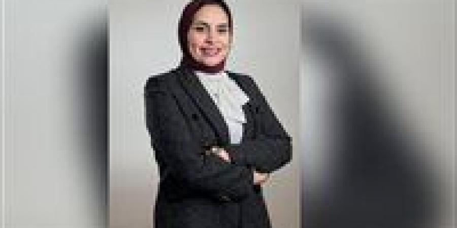 النائبة
      فاطمة
      عادل
      تكتب:
      النسوية
      وقانون
      الأسرة
      (1):
      كيف
      تطور
      الفكر
      حين
      اقترب
      من
      الأسرة؟