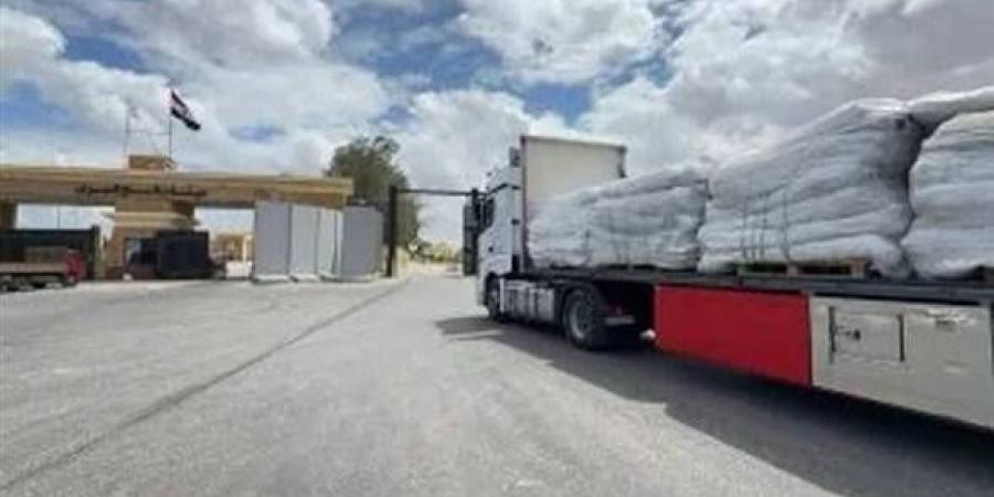 «لتخفيف
      معاناة
      الفلسطينيين»..
      وكالة
      الإمارات
      للمساعدات
      الدولية
      تدعم
      غزة
      بقافلة
      خيام