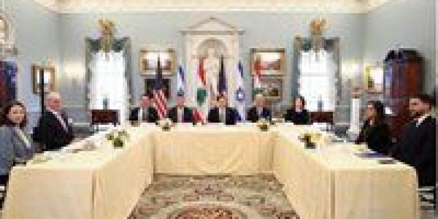 وسط
      تصعيد
      ميداني..
      انطلاق
      جولة
      مفاوضات
      حاسمة
      في
      واشنطن
      بين
      لبنان
      وإسرائيل