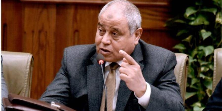 النائب
      إبراهيم
      نظير
      لـ
      "تحيا
      مصر":
      مشروع
      قانون
      المقابر
      يهدف
      لـ
      منع
      التعديات
      وضبط
      أسعار
      المدافن