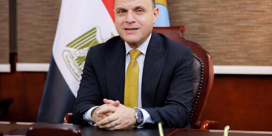 محافظ
      الغربية
      يهنئ
      الطالبة
      سلمى
      أشرف
      لحصولها
      على
      المركز
      الثاني
      عالميًا
      في
      معرض
      ISEF
      2026
      بابتكار
      روبوت
      ذكي
