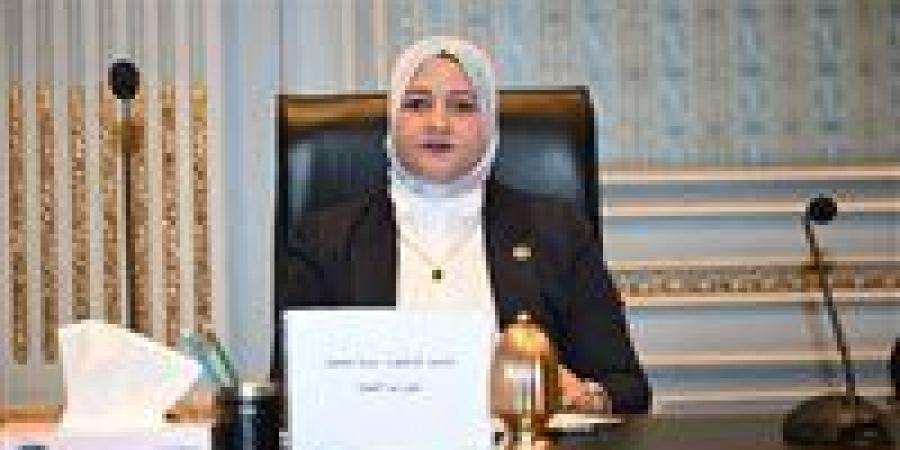 النائبة
      مروة
      قنصوه:
      مشروع
      الدلتا
      الجديدة
      ملحمة
      وطنية
      وإنجاز
      يجسد
      إرادة
      المصريين
      ورؤية
      الرئيس
      السيسي
      لبناء
      الجمهورية
      الجديدة