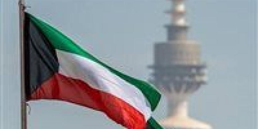 الكويت:
      نقف
      مع
      السعودية
      في
      كل
      ما
      تتخذه
      من
      إجراءات
      لحفظ
      أمنها
      واستقرارها