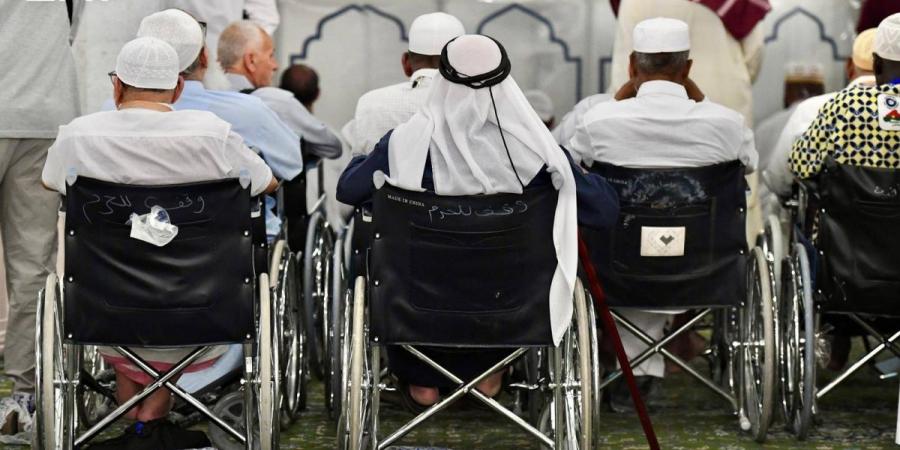 4700 كرسي متحرك لخدمة ذوي الإعاقة وكبار السن في المسجد النبوي خلال موسم الحج